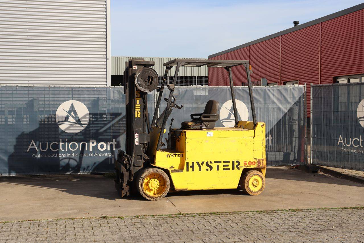 Hyster E100XL3 Elektrogabelstapler 3170 kg 4,7 m 2000