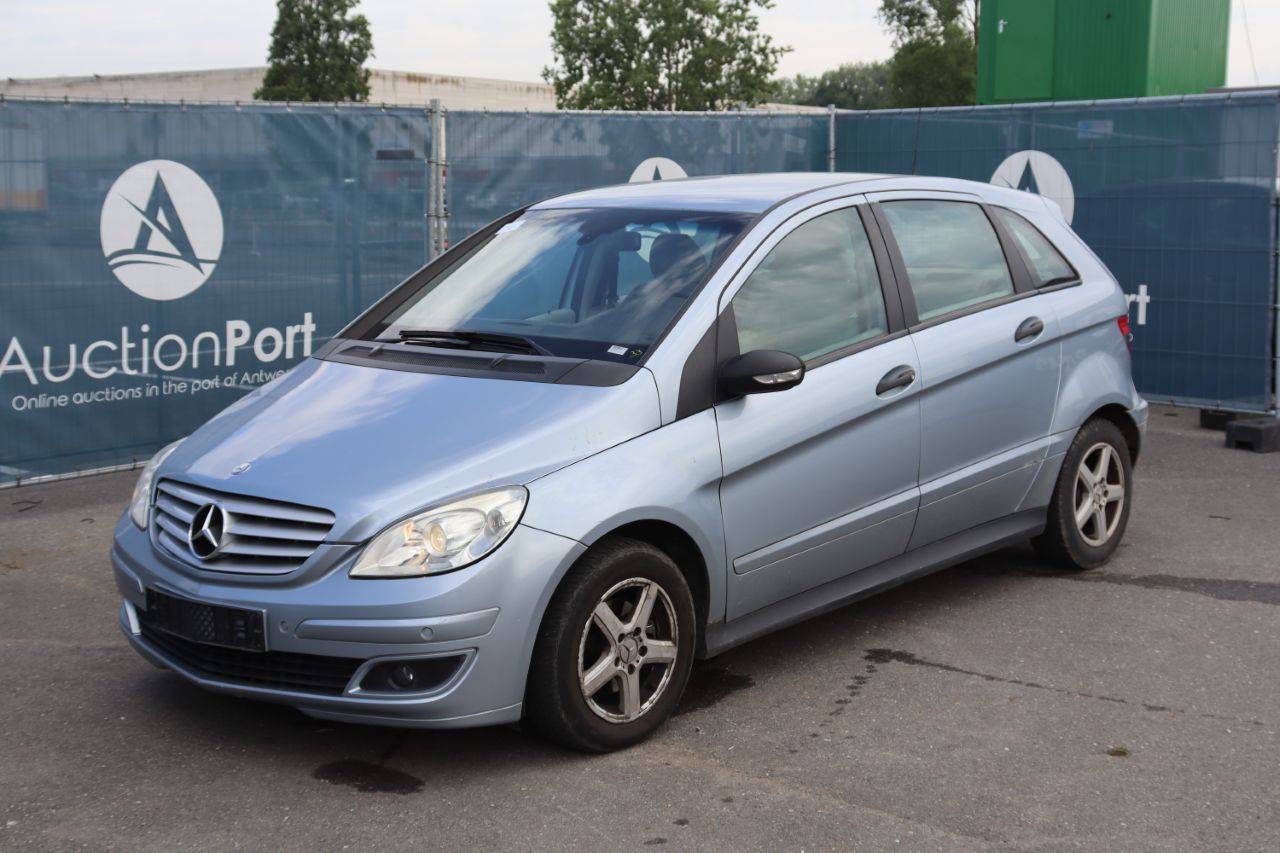 Personenauto Mercedes-Benz B170 Benzine 116pk 2006 (Marge) vei...
