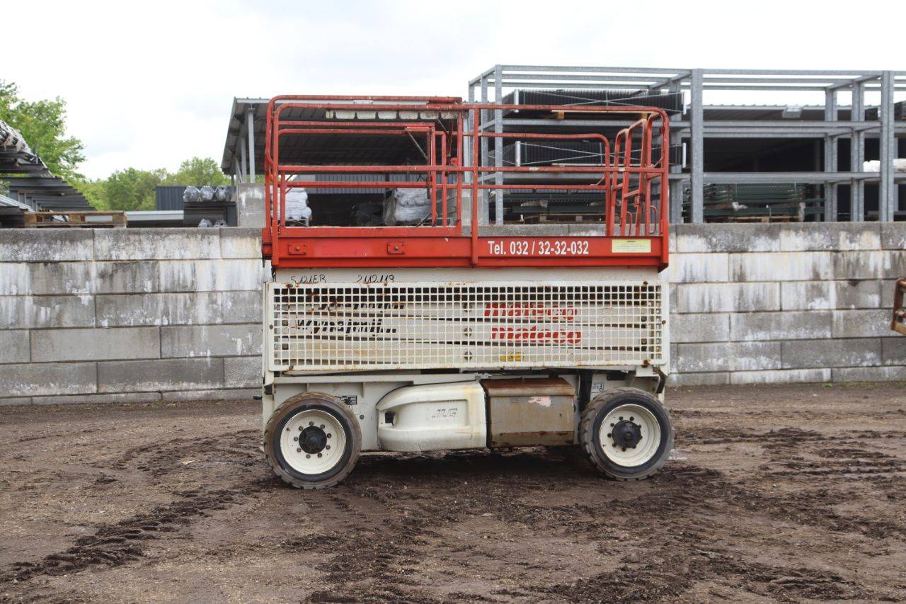 Scissor lift JLG 3369LS Diesel 12m 2008