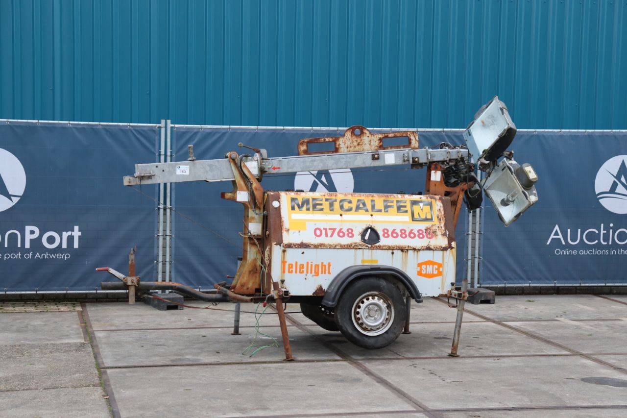 Light pole SMC TL35 Diesel 77kW