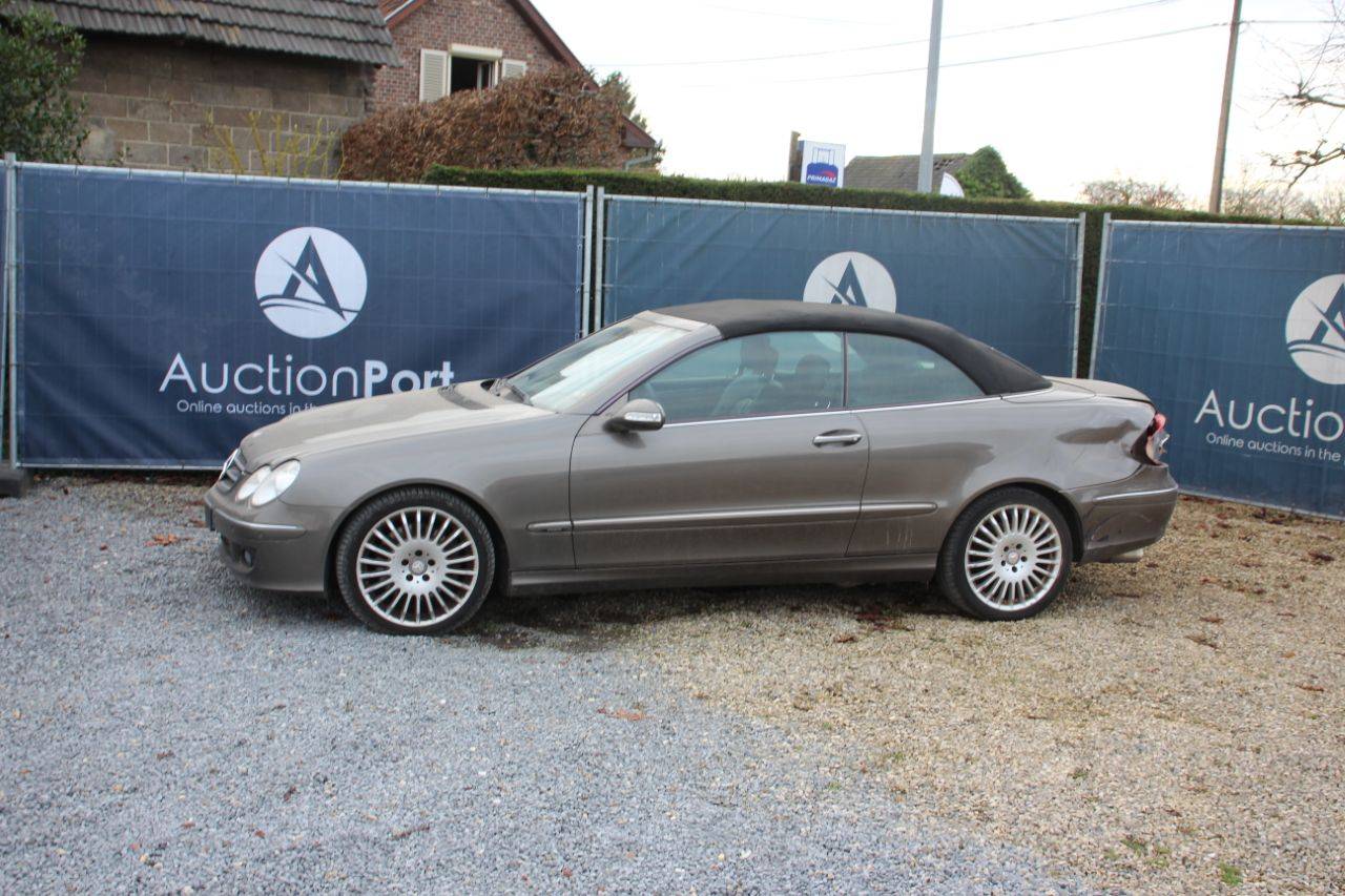 Convertible Mercedes-Benz CLK 320 CDI Diesel 2008 (Margin)