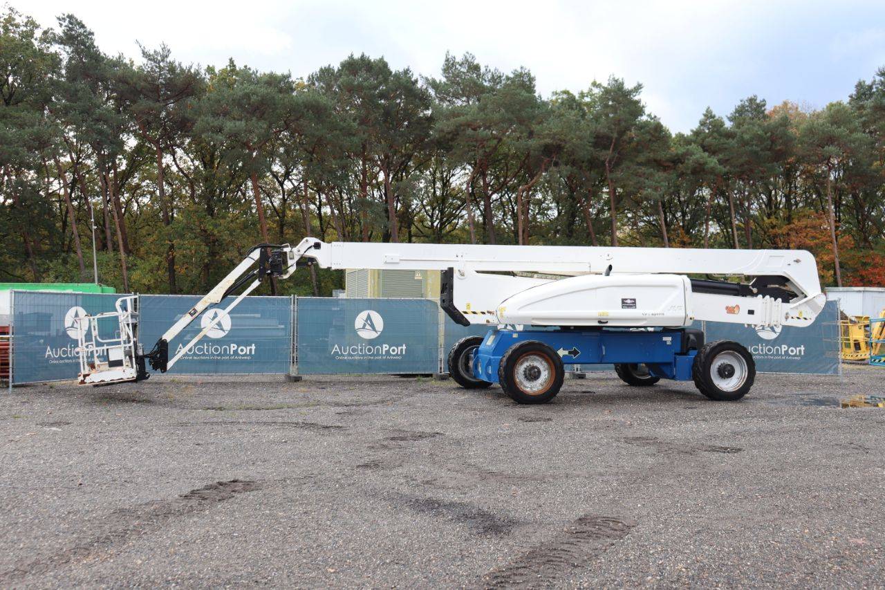 Articulated boom lift JLG 1250AJP Diesel 40m 2013