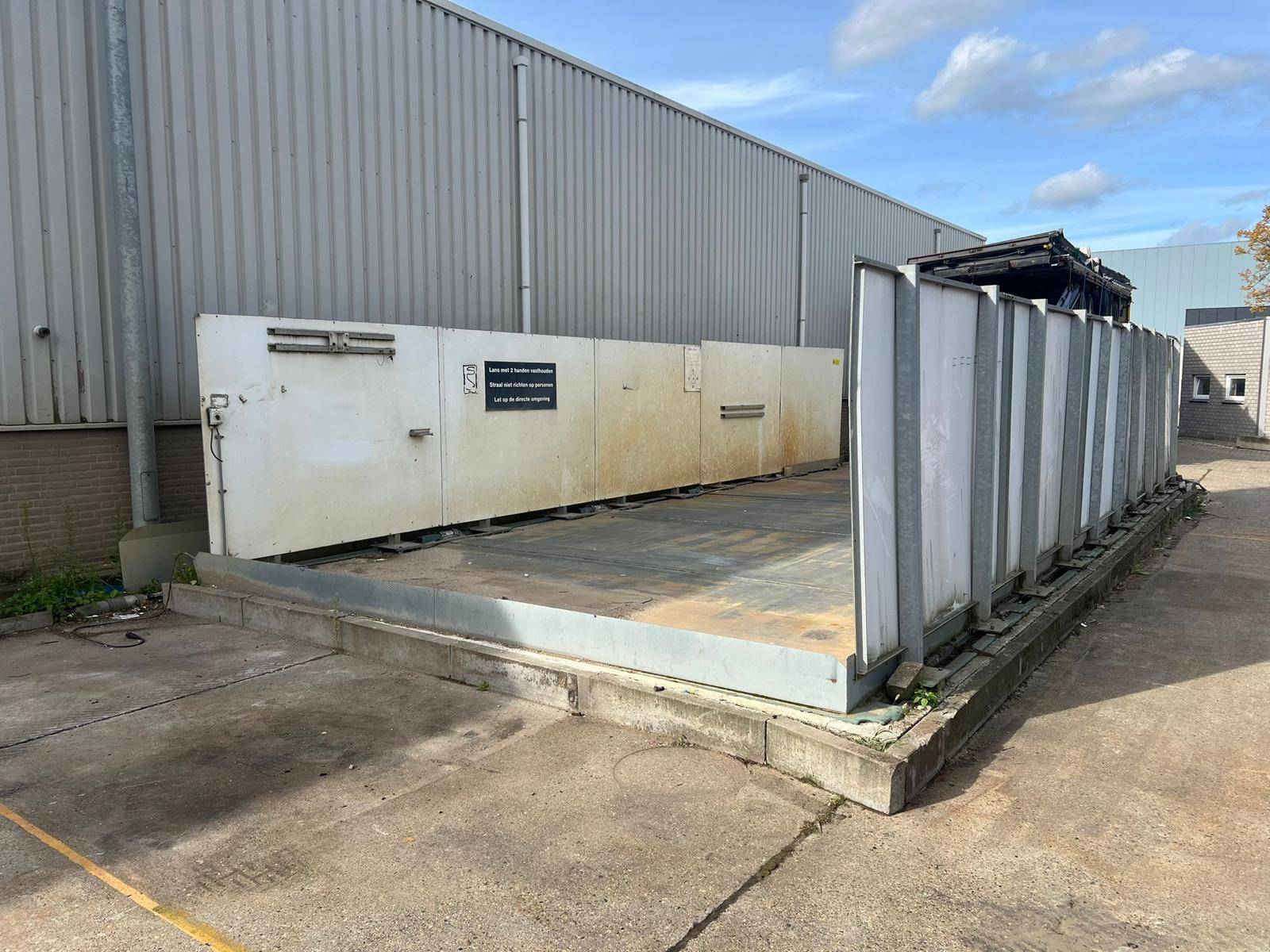 Dismountable Laundry Unit 5x12m