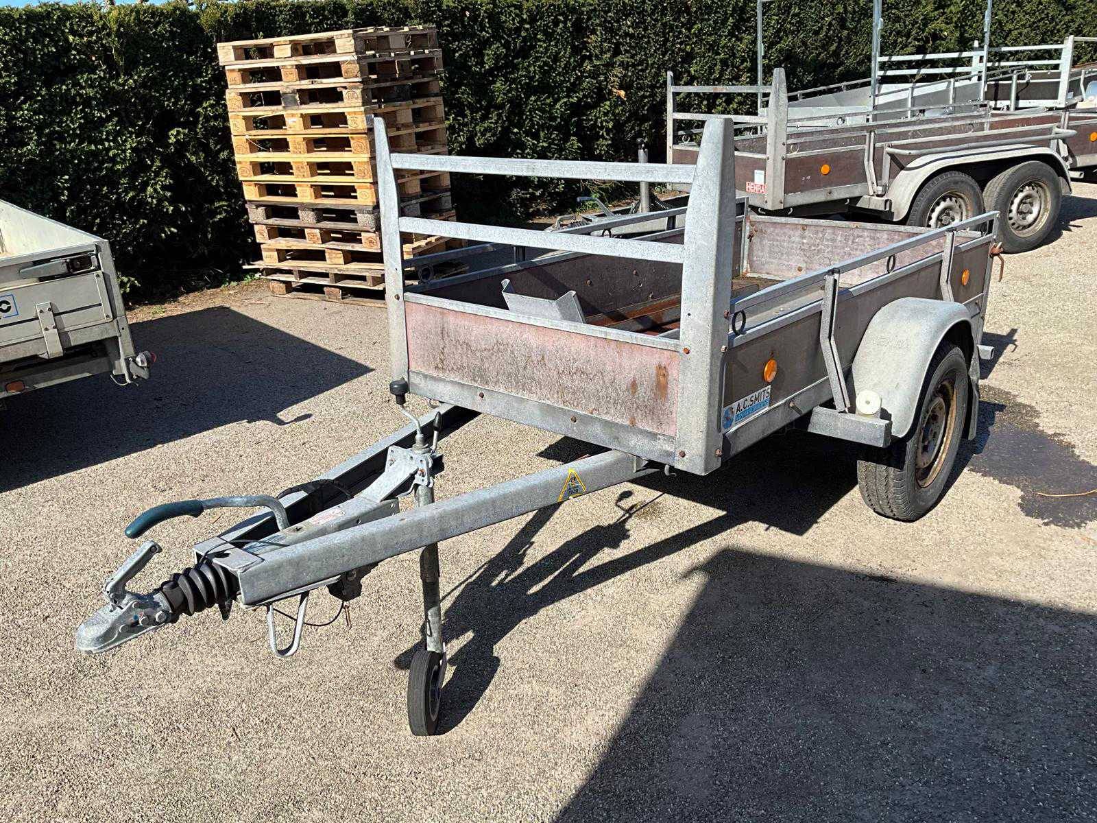 Henra ER N 2000 Trailer (Margin)