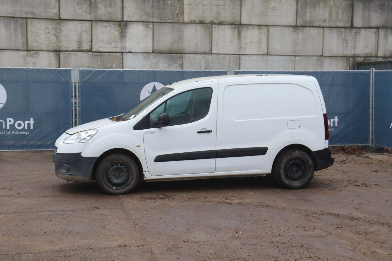 Bestelwagen Peugeot Partner Diesel 2015