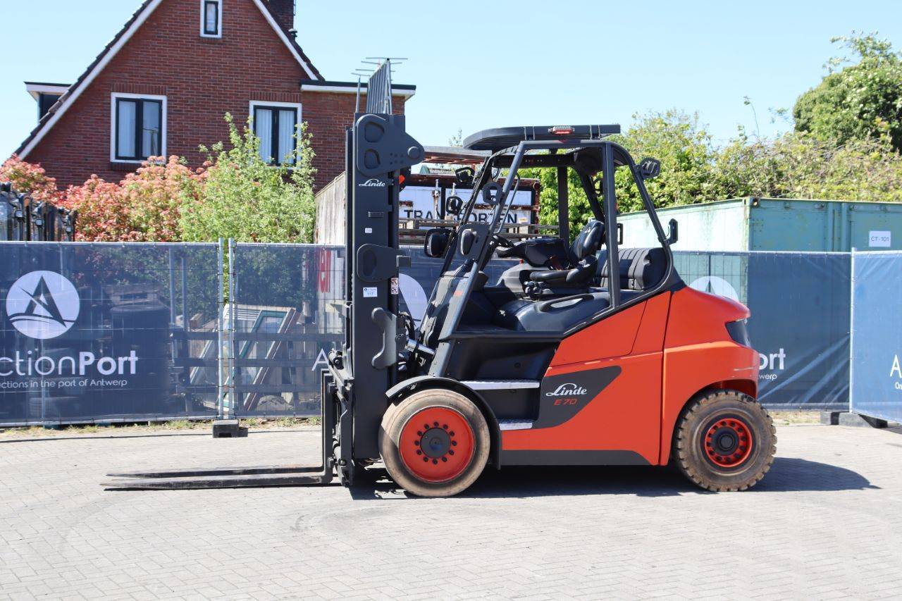 Linde E70-01 Electric Forklift 7000kg 2020