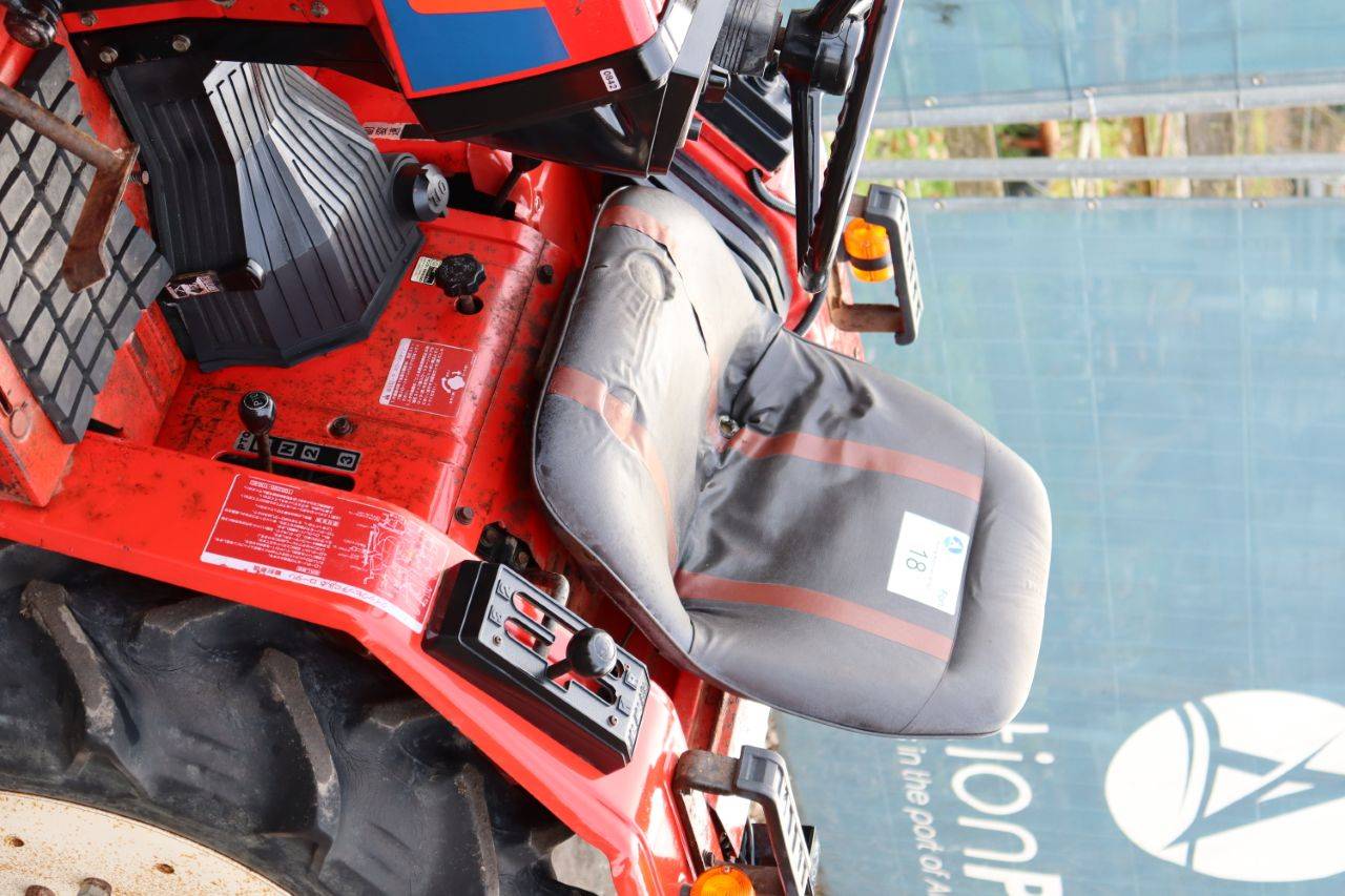 Minitractor Yanmar F17D Diesel veiling | AuctionPort