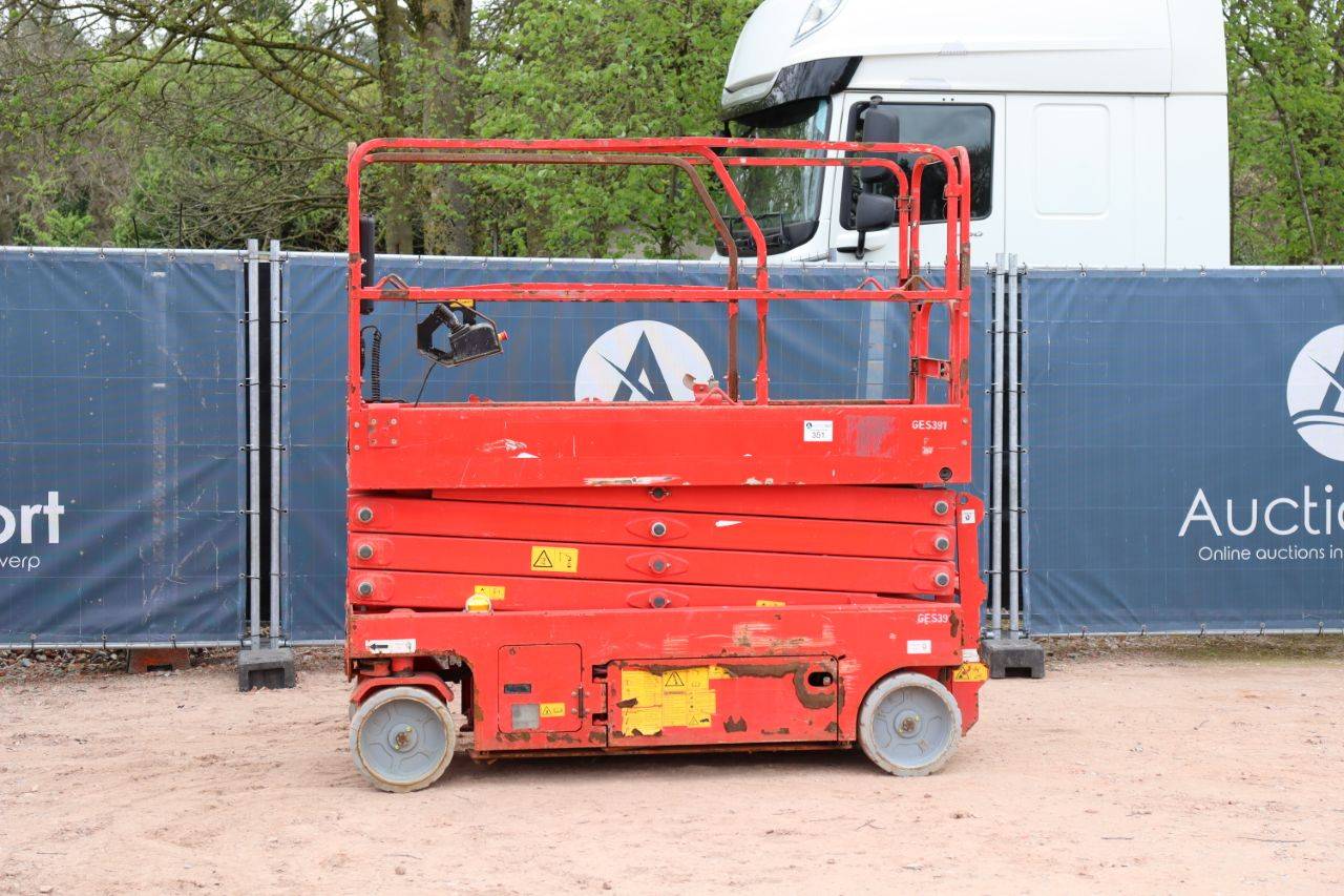 Scissor lift LGMG AS0808 Electric 10m 2003