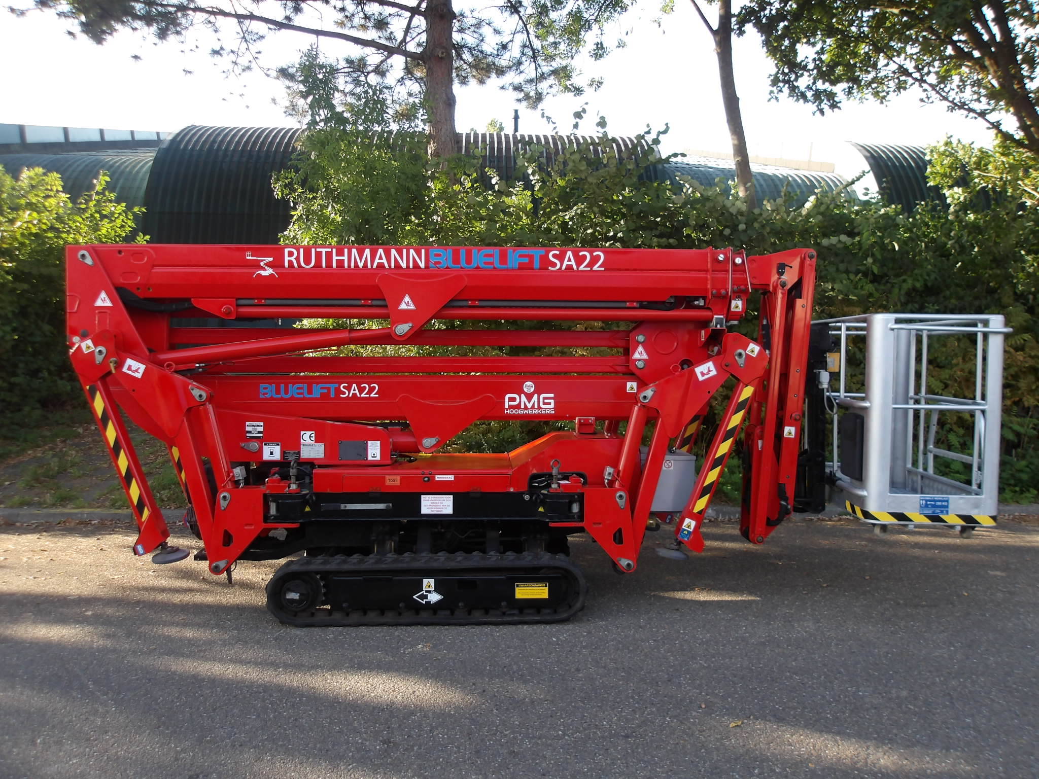 Nacelle araignée Bluelift SA22 Lithium+Diesel 22,0 m 2016