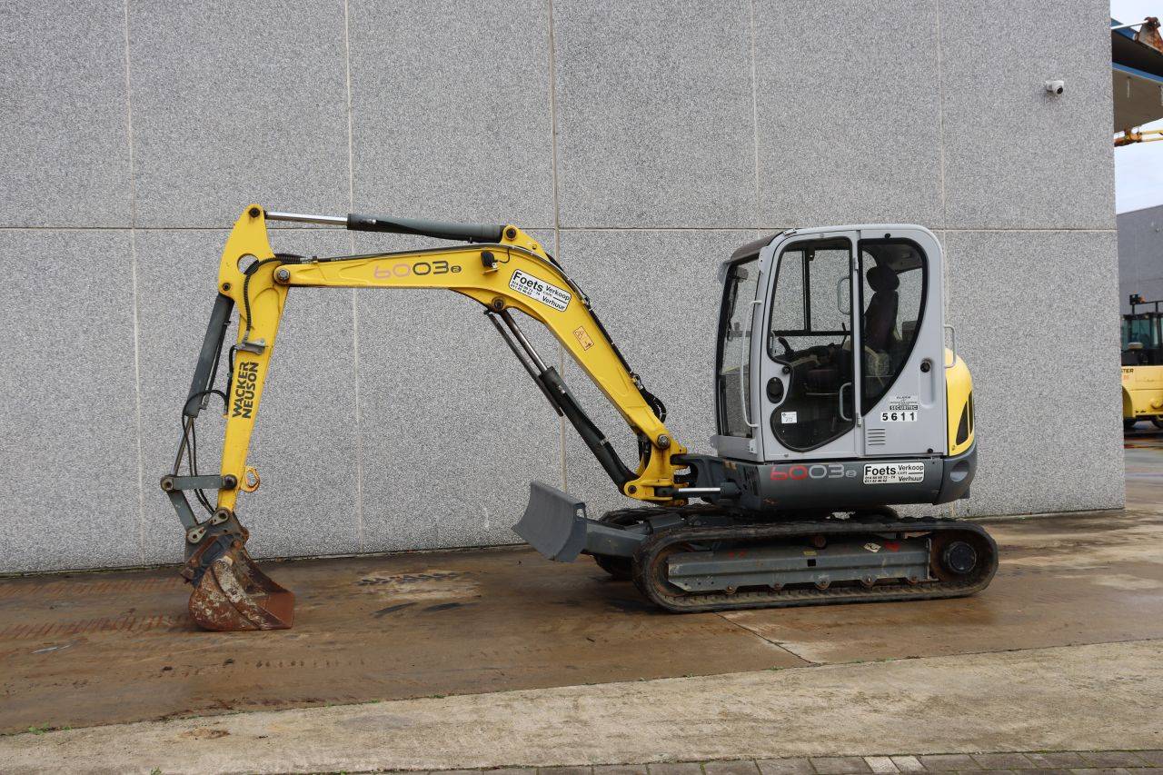 Escavadeira de esteiras Wacker Neuson 6003 Diesel 43,4kW 2015