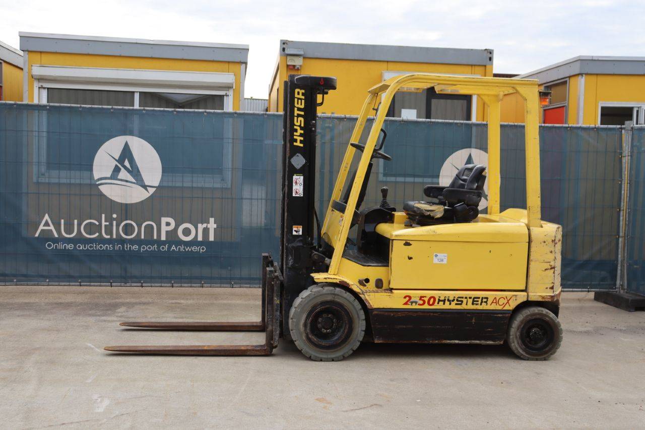 Hyster J2.50ACX Electric Forklift 2500kg 4.4m 2004