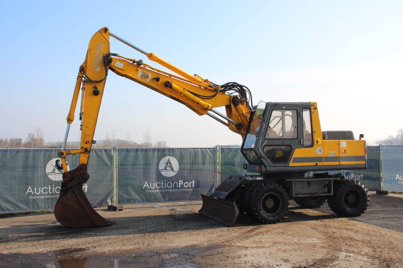 Wheel excavator JCB JS150W Diesel 72kW 1995