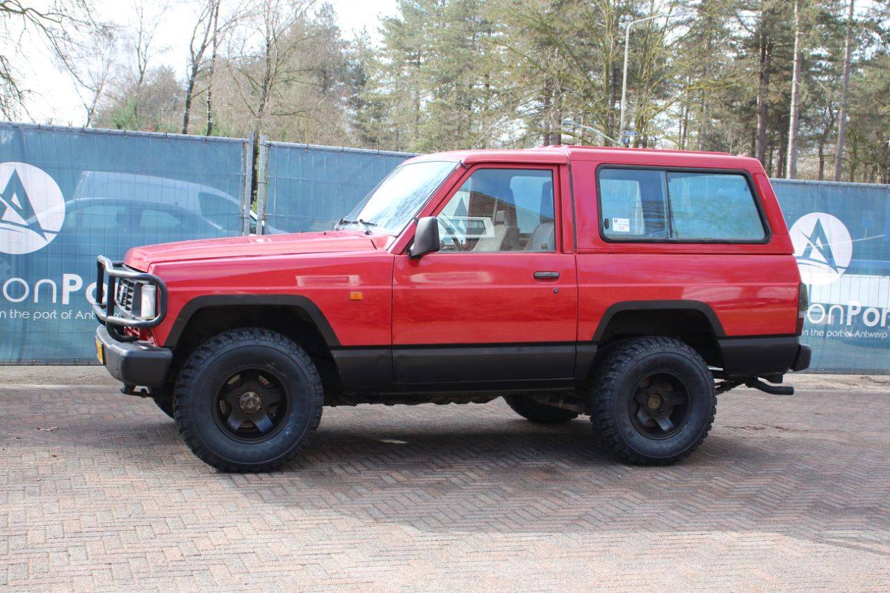SUV Nissan PATROL Diesel 94hp 1985 (Margin)