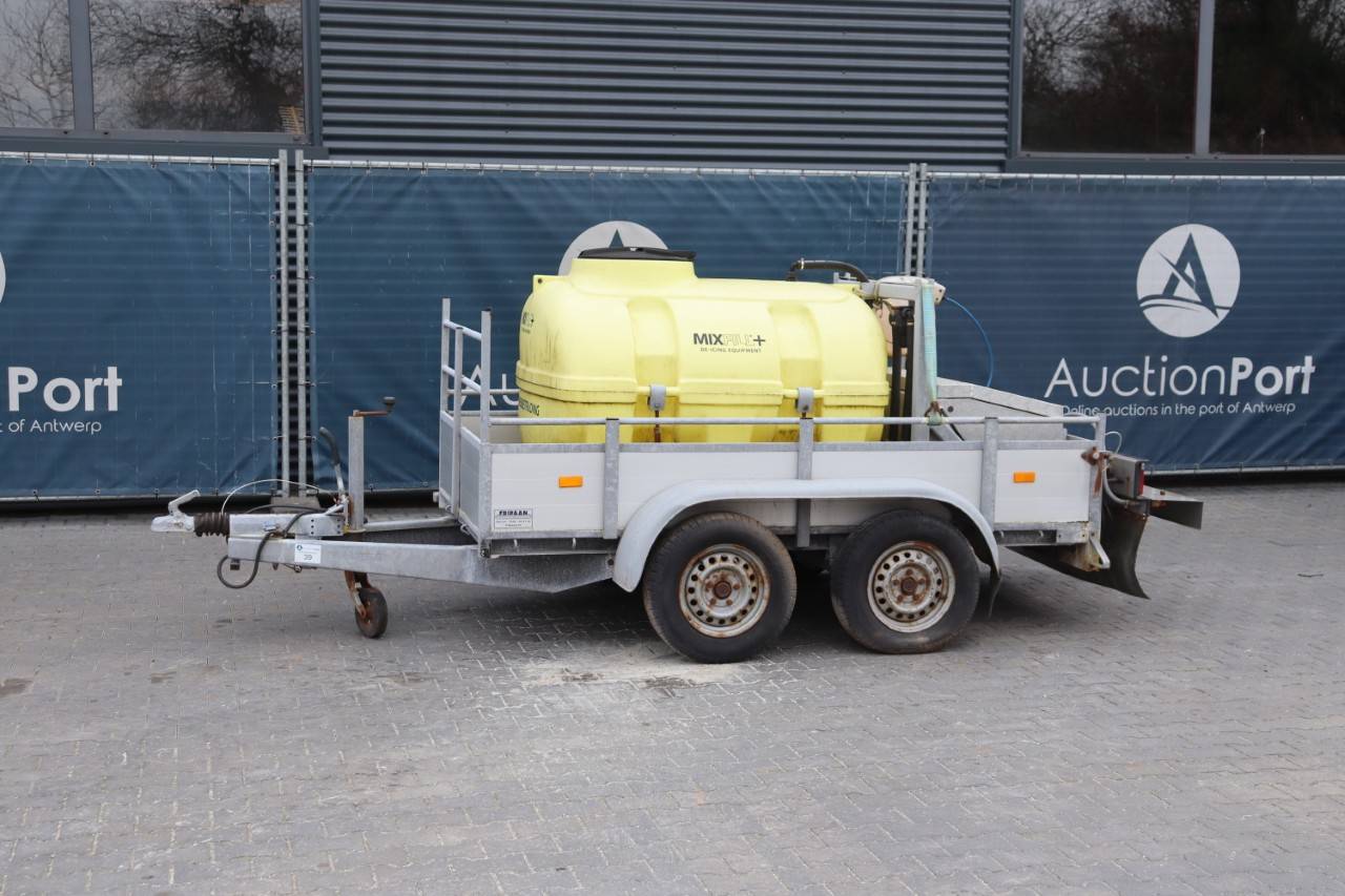 Trailer Hapert 2013
