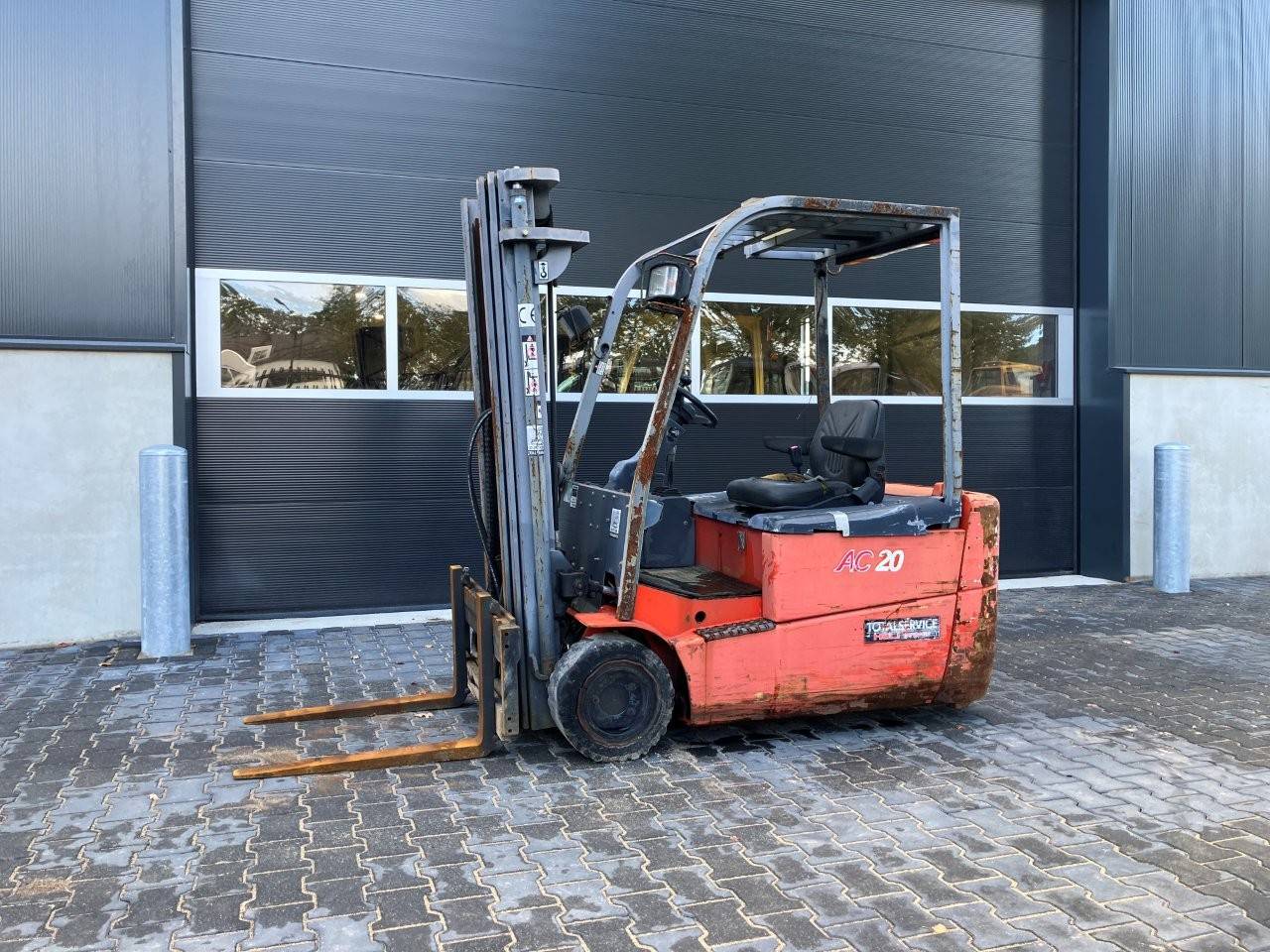 Forklift Helicopter CPD20SC002 Electric 2000kg 3.3m 2008