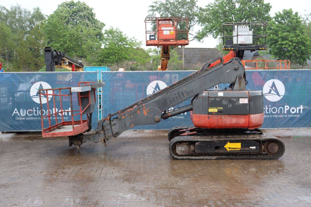 Tracked aerial platform Hitachi HX99B Diesel