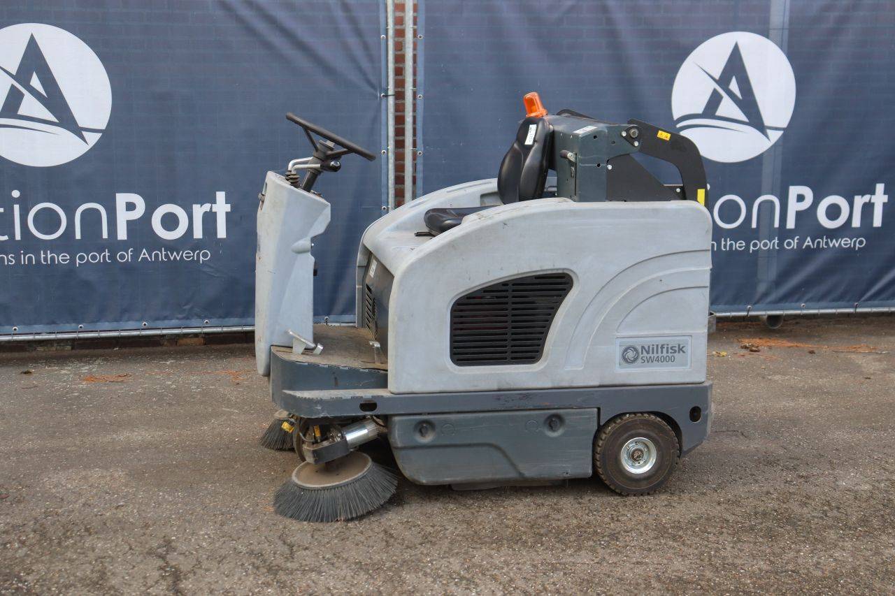 Veegmachine Nilfisk SWEEPER SW4000 B Elektrisch 2018