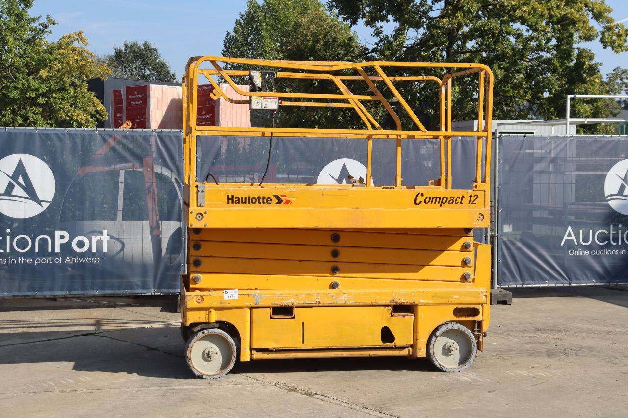 Schaarlift Haulotte Compact 12 Elektrisch + Diesel 2008