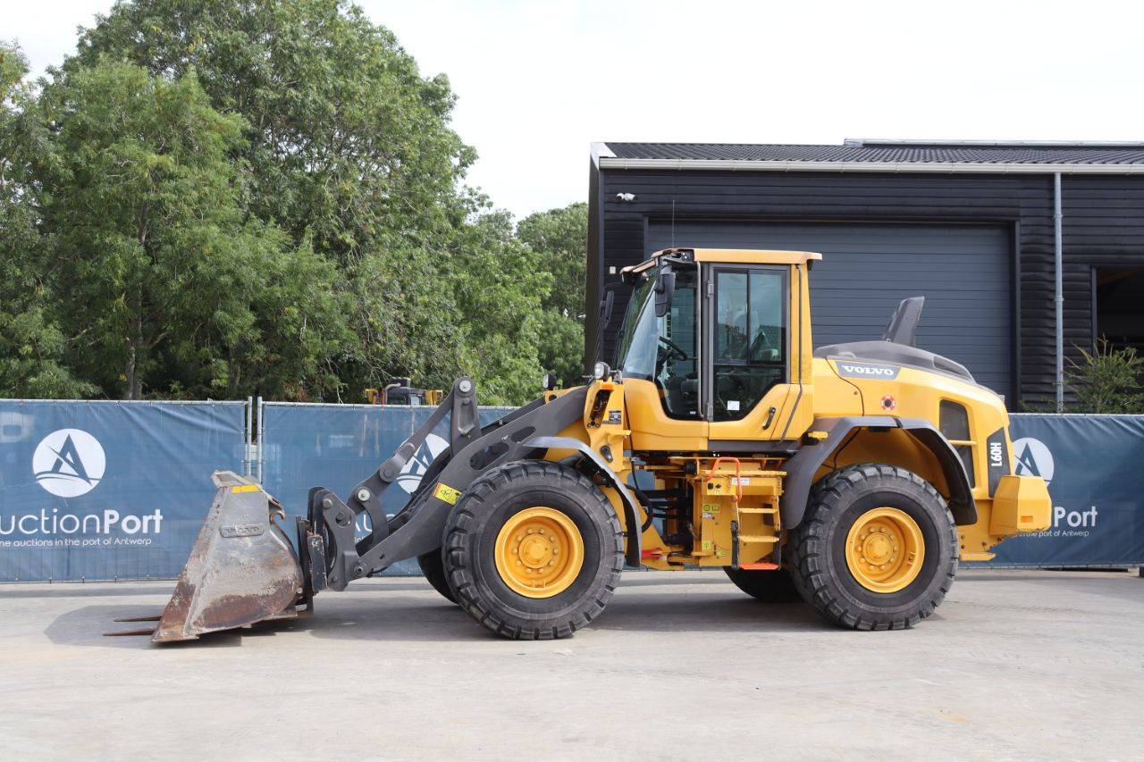 Wheel loader Volvo L60H (2391h) Diesel 122kW 2019