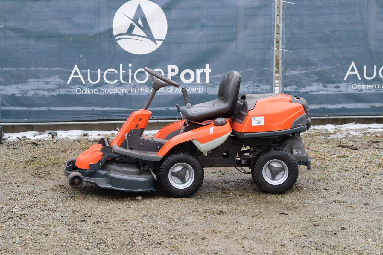 Husqvarna R215TH Petrol Ride-on Mower 12.8kW 2018