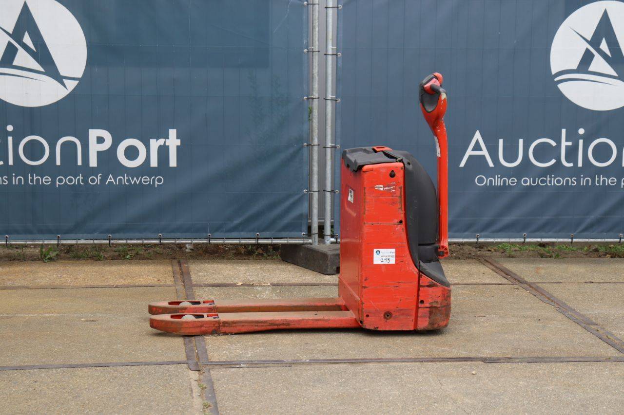 Pallet truck Linde T16 Electric 1600kg 2017