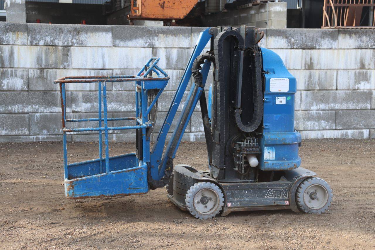 Mast lift ATN PIAF 880R Electric 8.8m 2015
