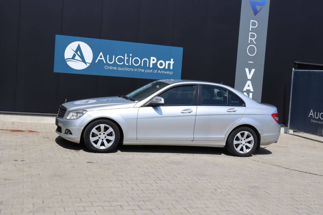 Carro de passageiros Mercedes-Benz C200 CDI Diesel 136 hp 2008 (Margem)