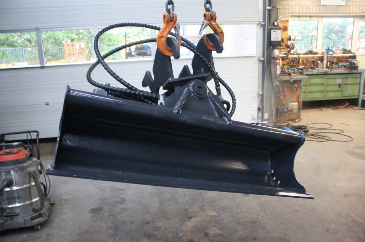 Hydraulic digging bucket Boxer CW05 120cm