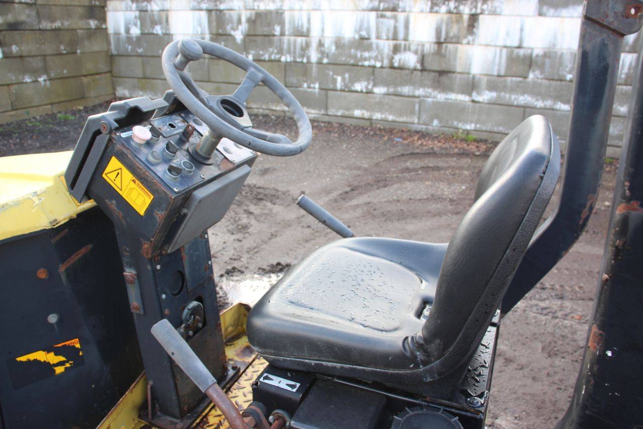 Compactor Dynapac CC82 Diesel 13kW 2000 veiling | AuctionPort