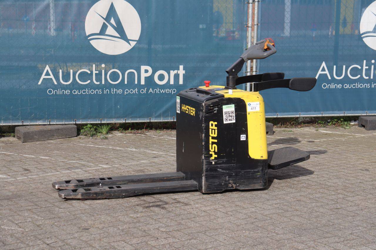 Hyster Electric Pallet Truck
