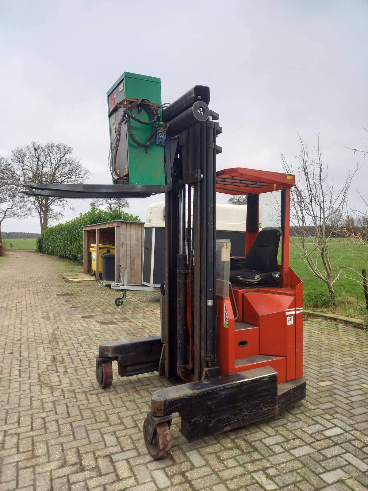 Reach truck BT FRT2000 Electric 2000kg 4.15m