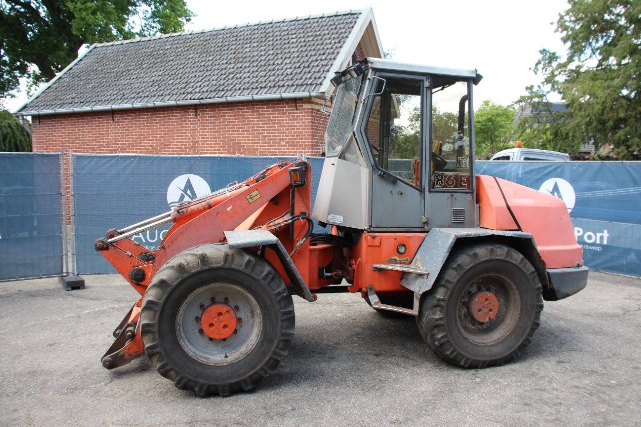 Wheel loader Atlas 86E Diesel 2000