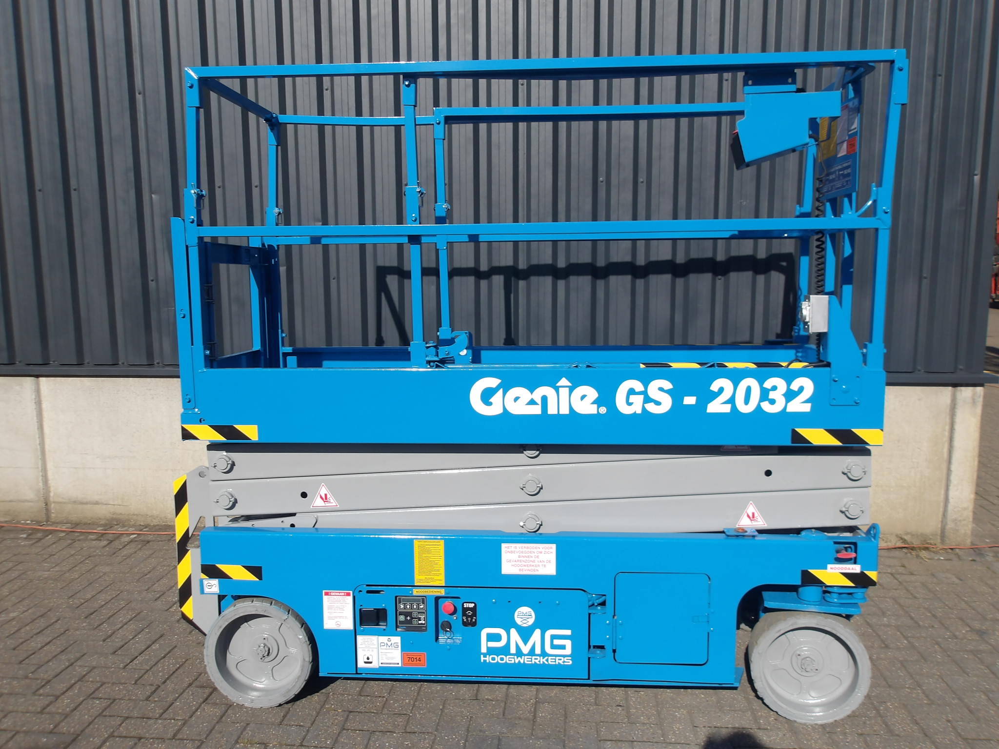 Nacelle élévatrice à ciseaux Genie GS-2032 électrique 8,10 m 2016