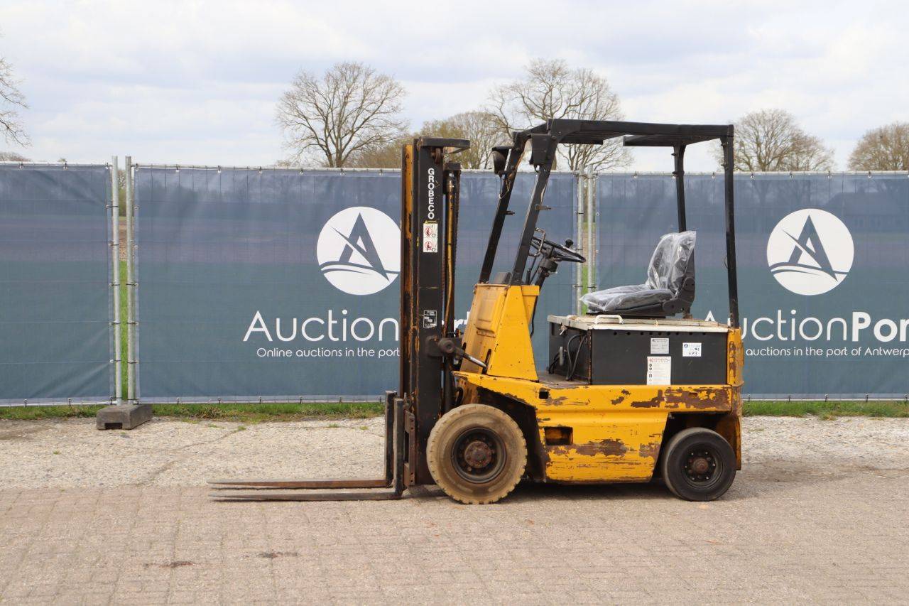 TCM Electric Forklift 4000mm