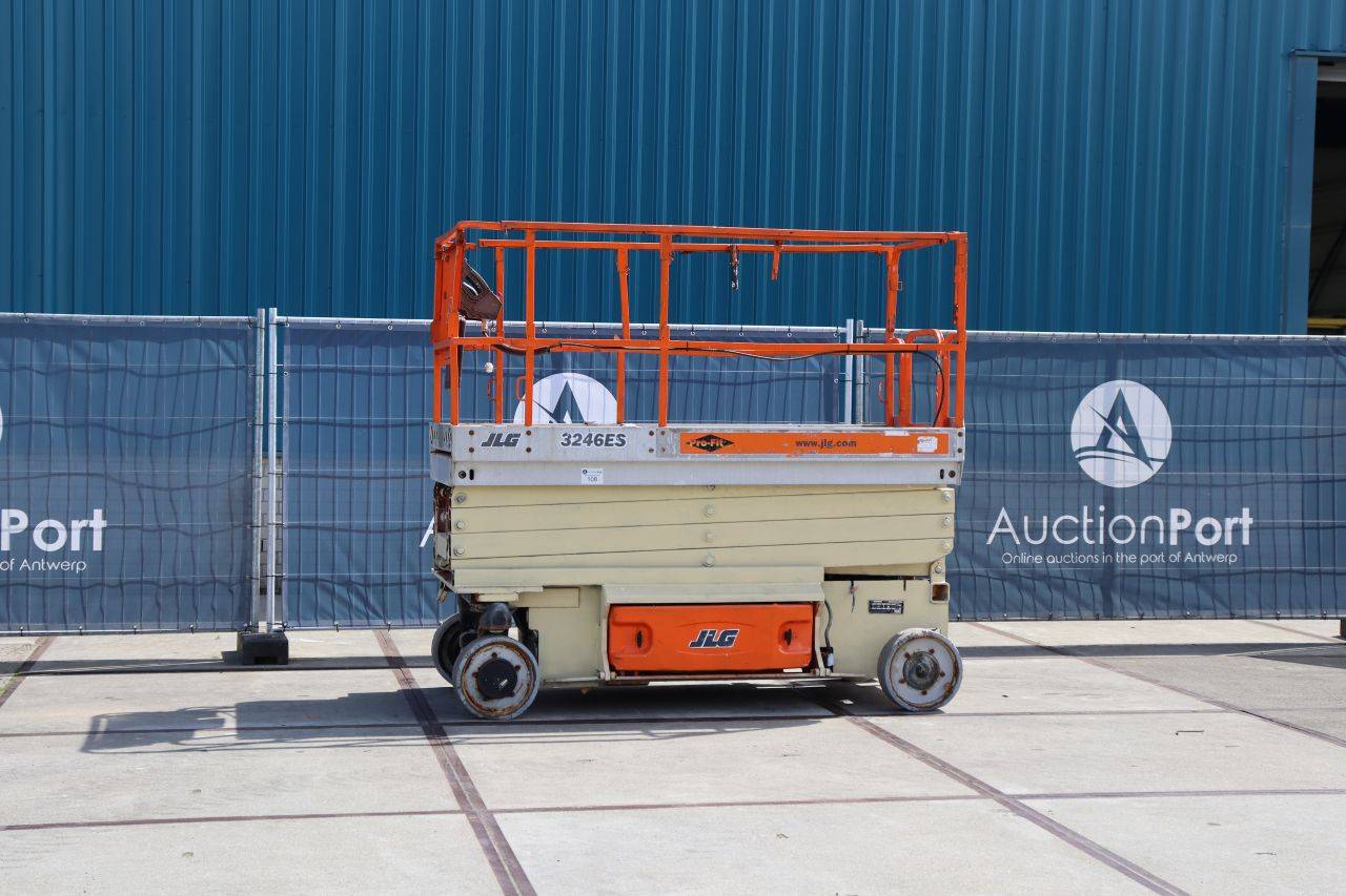 Scissor lift JLG 3246ES Electric 11.68m 2007