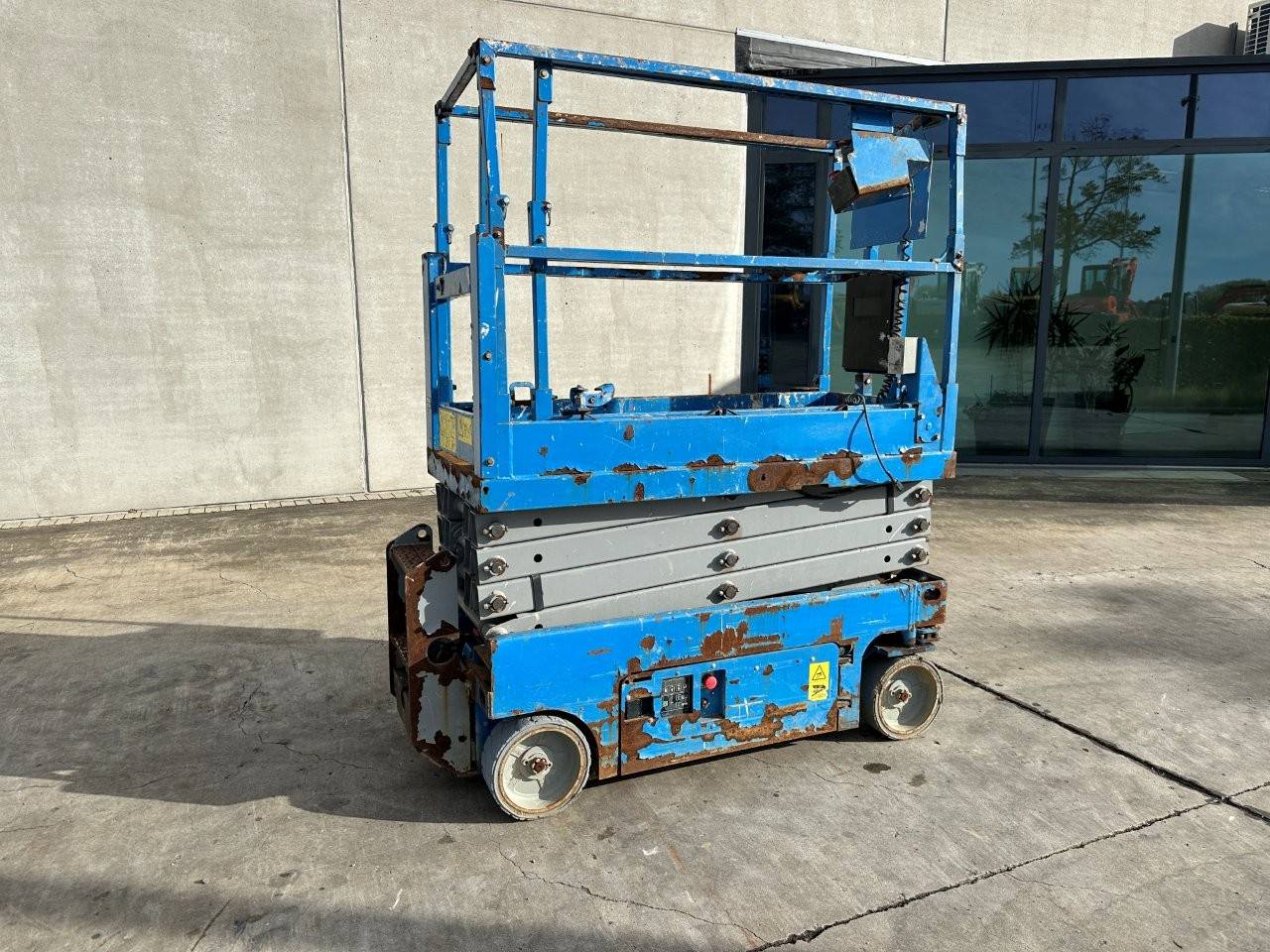 Scissor lift Genie GS-1930 Electric 7.8m 2015