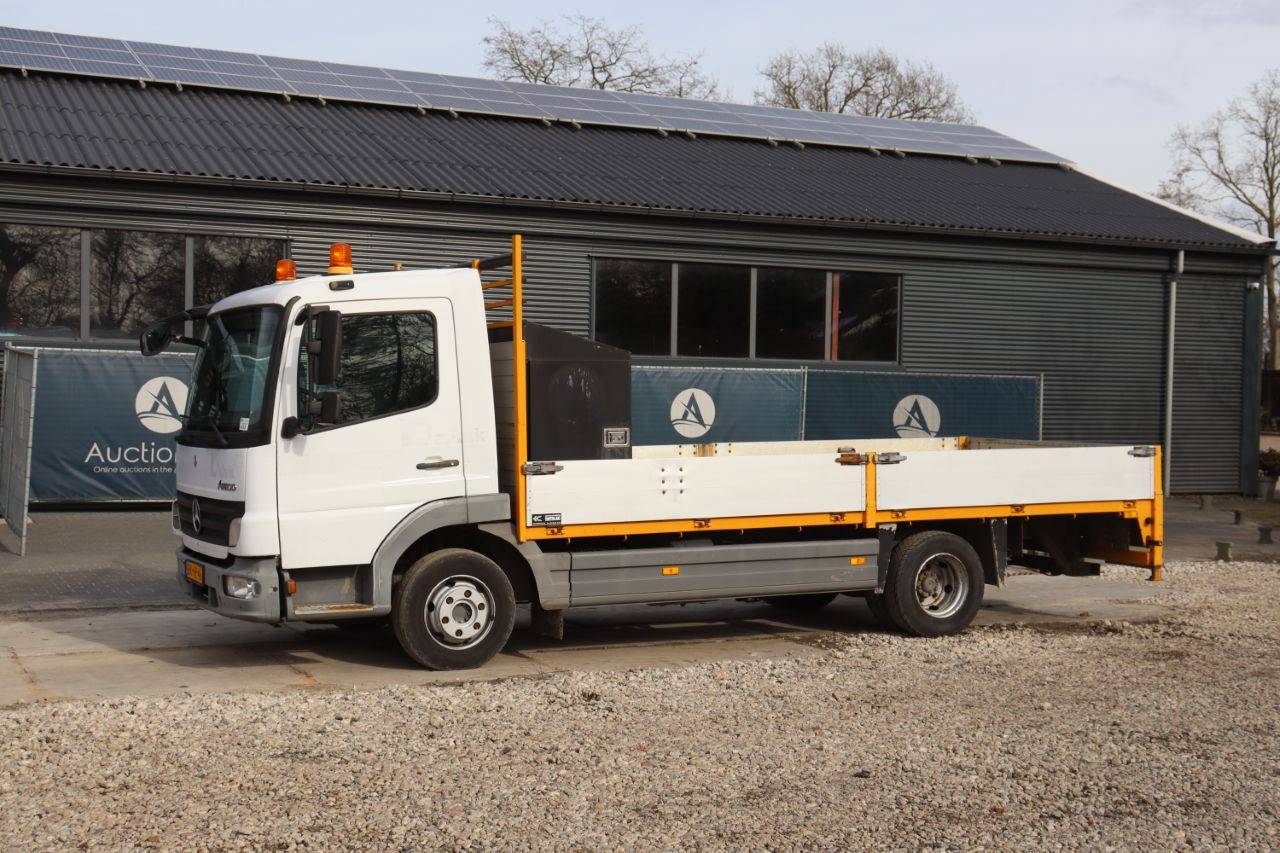 Flatbed truck Mercedes-Benz ATEGO 816 Diesel 157hp 2010