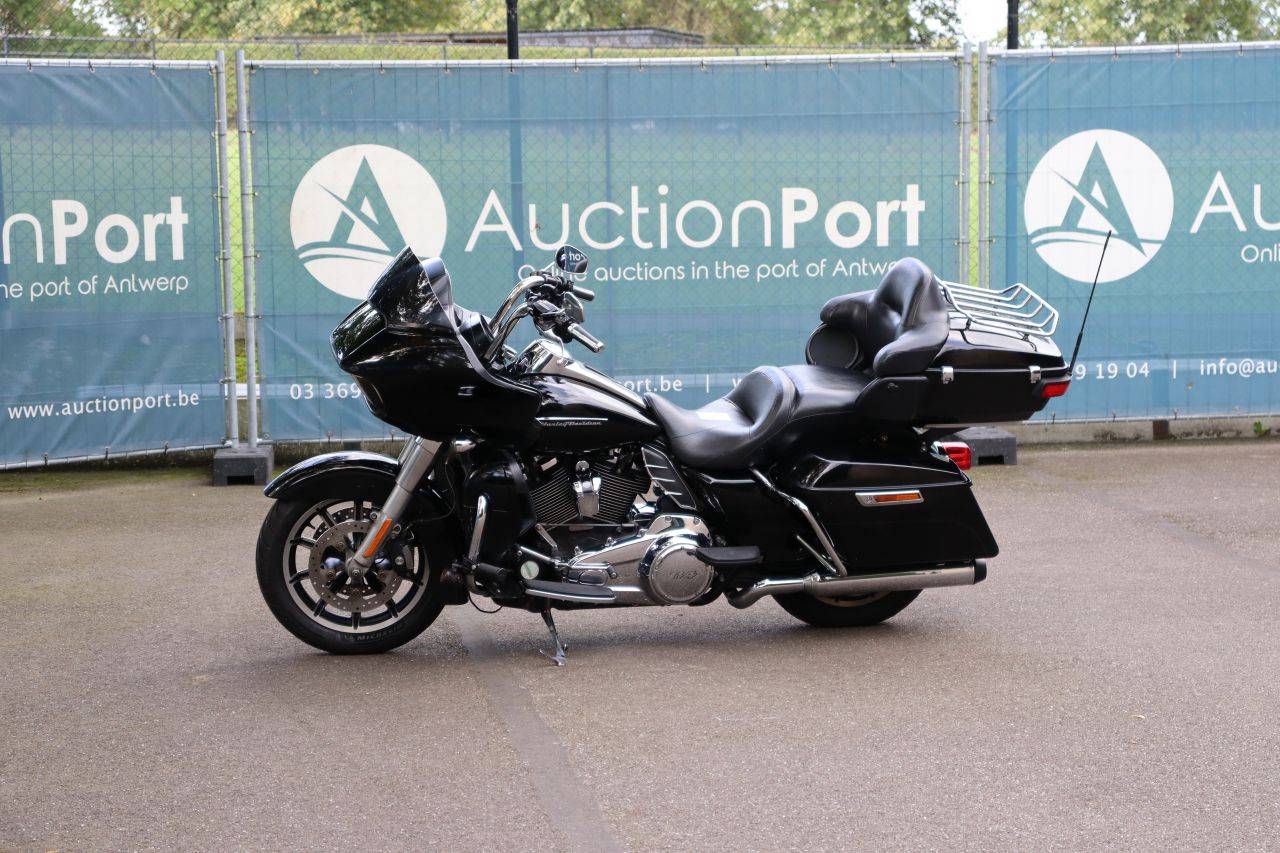 Motor Harley-Davidson ROAD GLIDE 114 INCH Benzine 2018