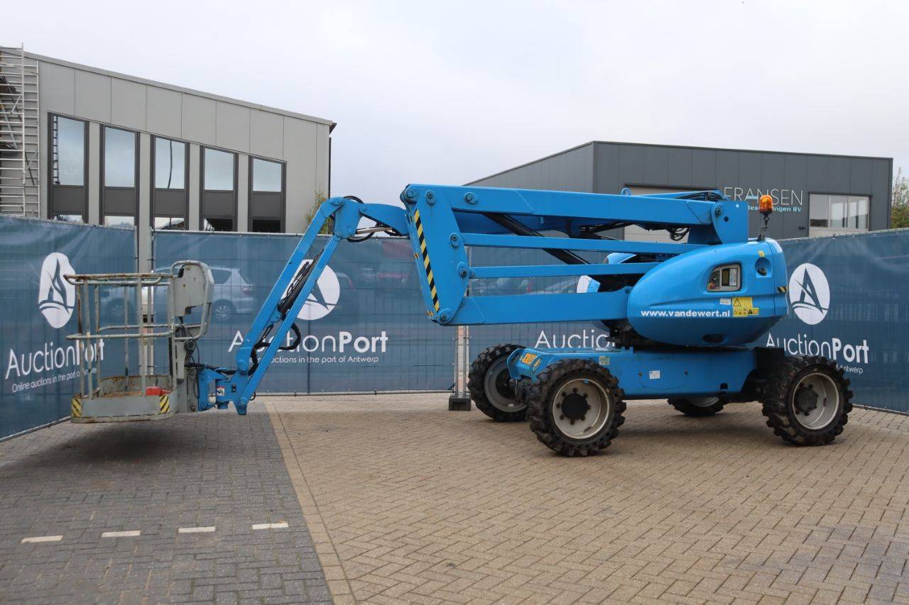 Forklifts - Mini Excavators - Trucks - Generators - Aerial Work Platforms