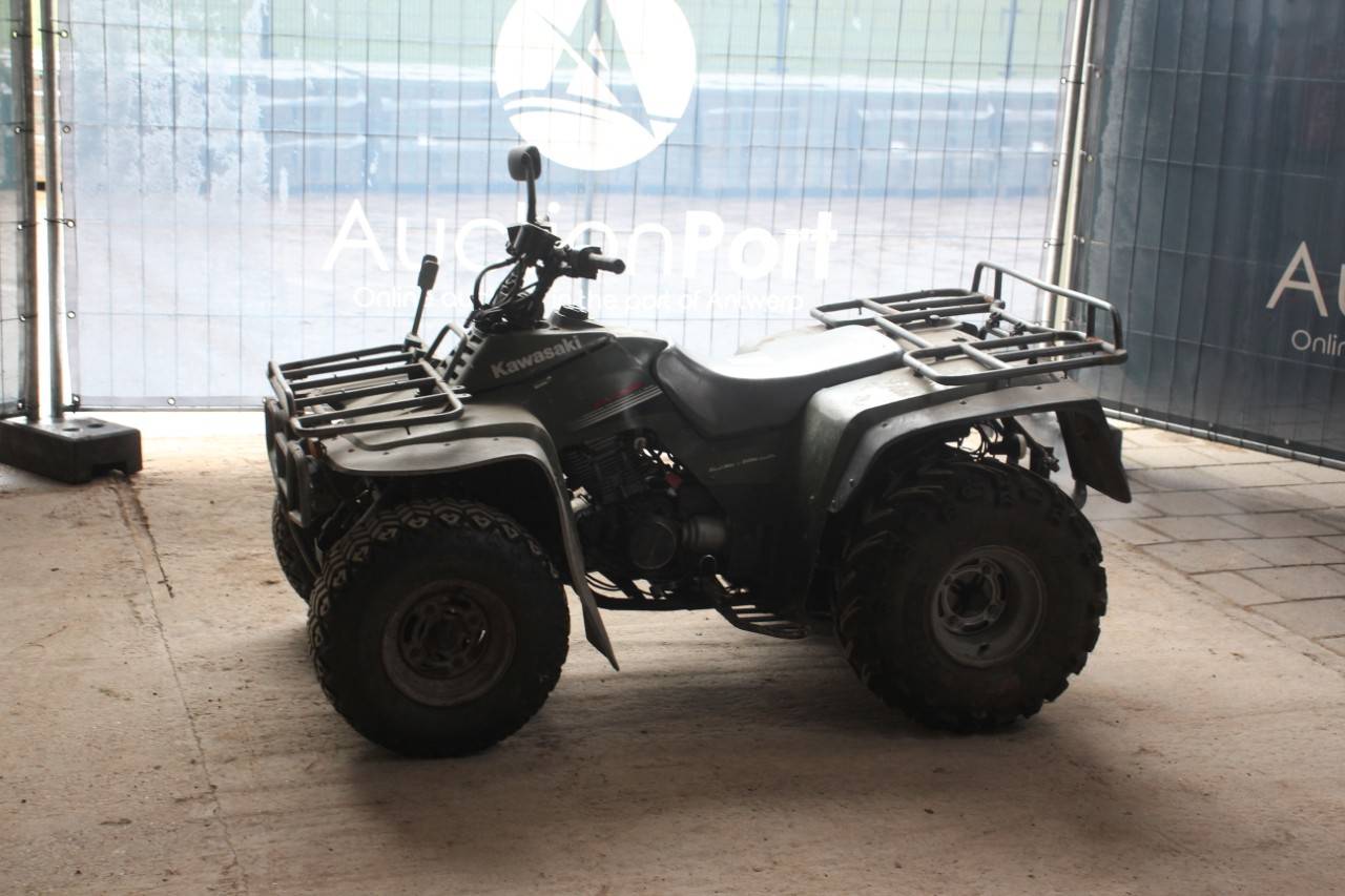 Quad Kawasaki KLF300 Petrol