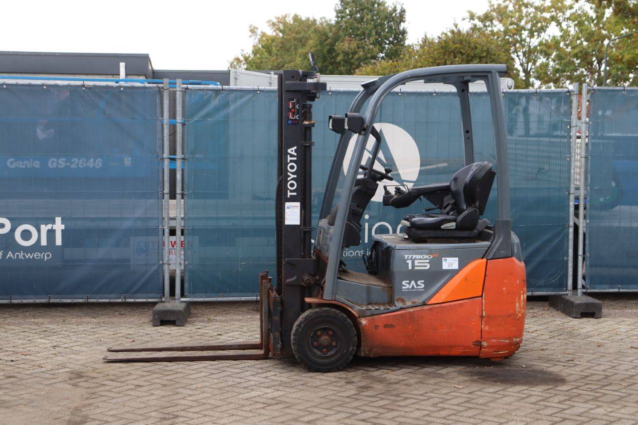 Toyota 8FBET15 Electric Forklift 1500kg 3m