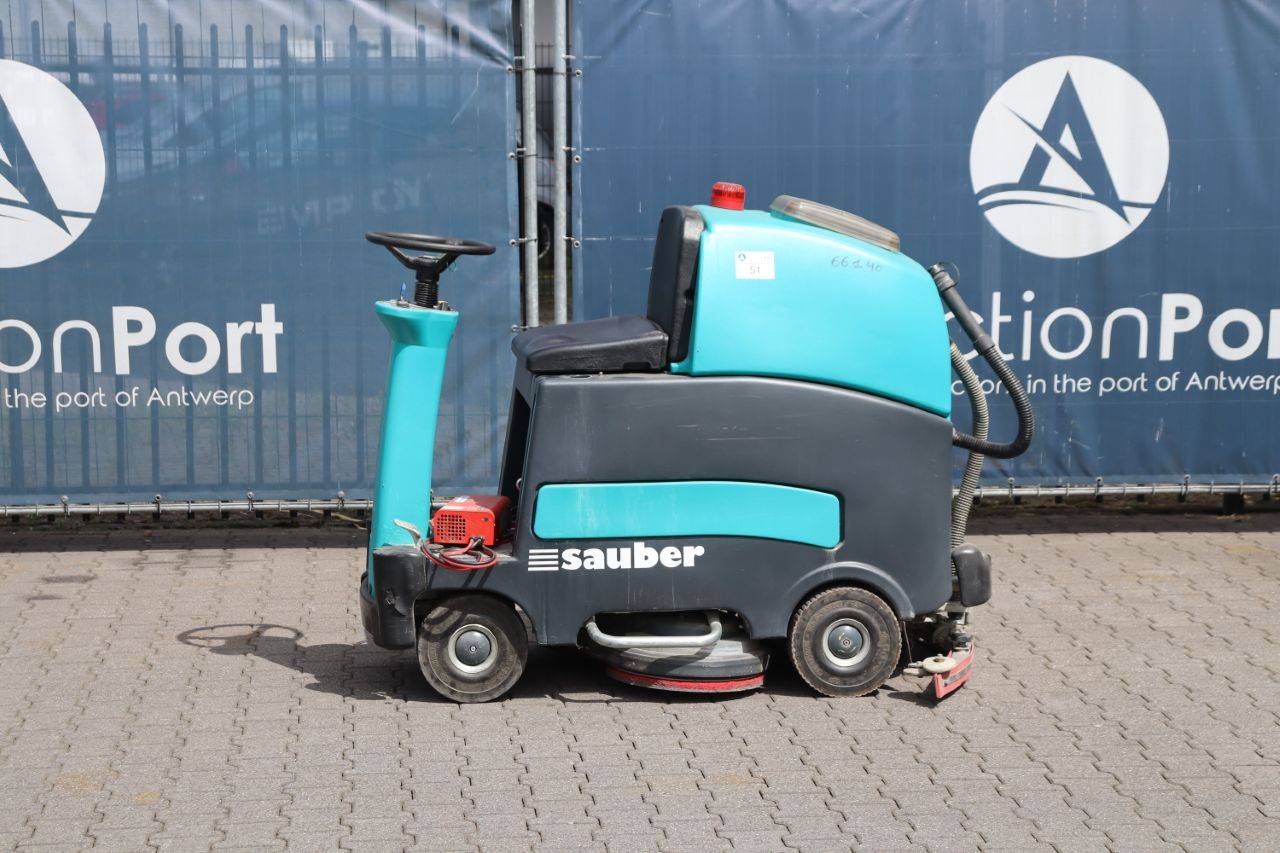 Scrubbing machine Cleanfix Sauber RA 900 Electric