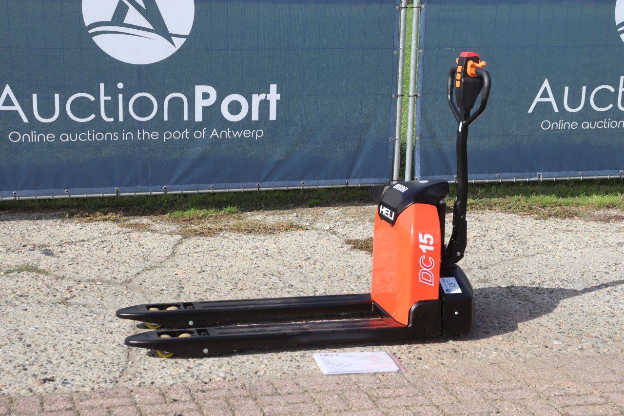 Transpallet elettrico Heli DC15 da 1500 kg, modello 2024, nuovo.