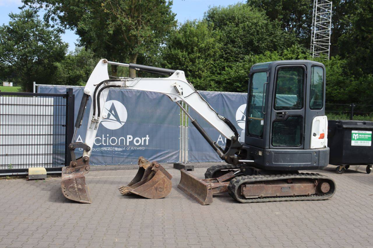 Crawler excavator Bobcat E32 Diesel 24kW 2018