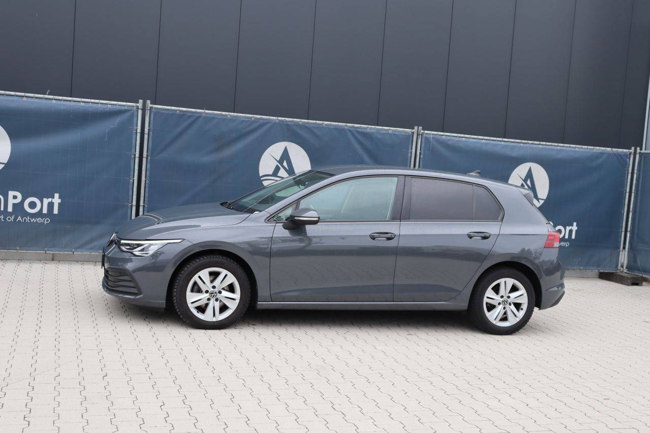 Passenger car Volkswagen Golf Diesel 150hp 2020 (Margin)