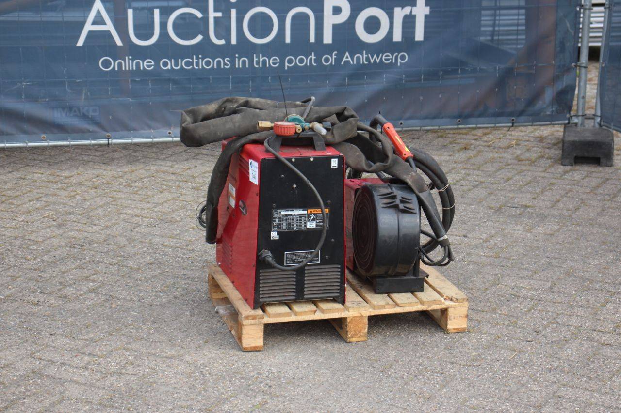Lincoln IEC 971-1 Schweißmaschine