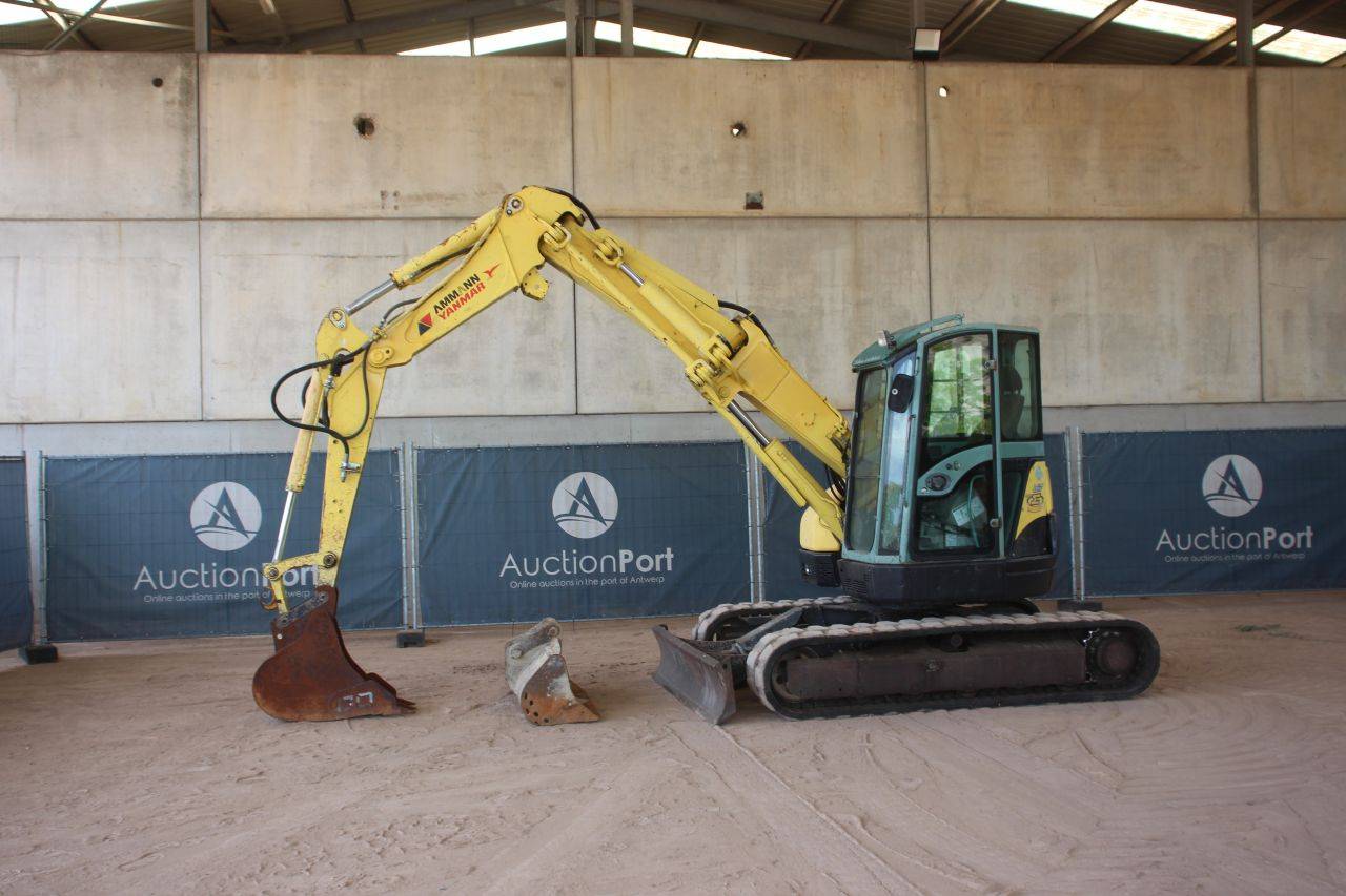Crawler excavator Yanmar B7-5A Diesel 2009