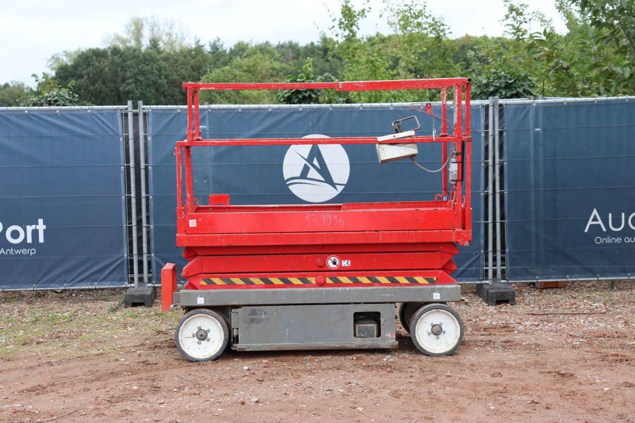 Nacelle élévatrice à ciseaux Skyjack SJ III - 3220 Électrique 2013
