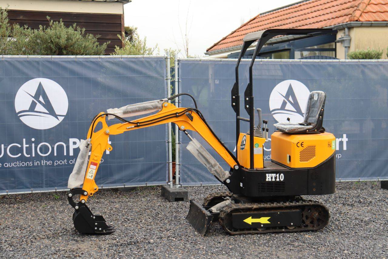 Mini excavator HT10 Diesel 7.5kW 2023 New