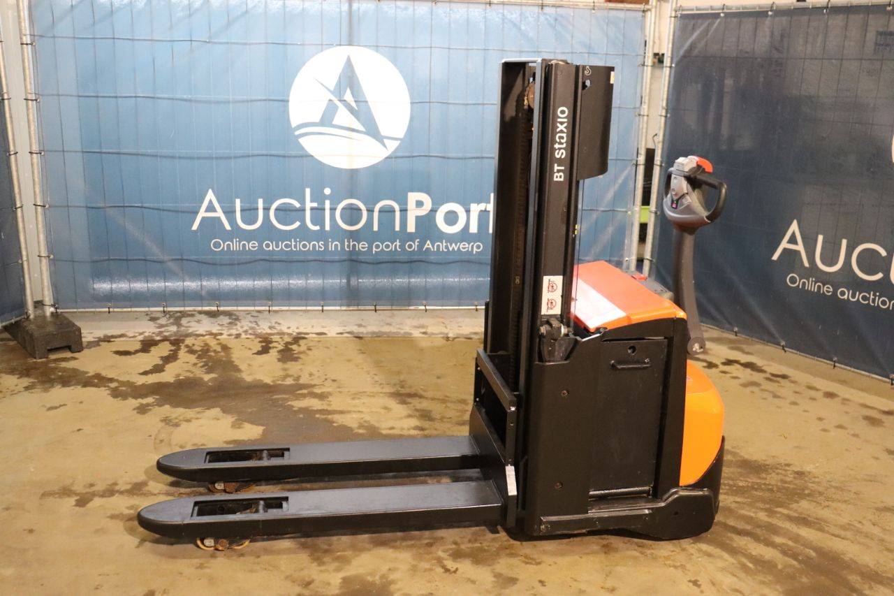 Toyota SWE200D Electric Stacker 2000kg 2022
